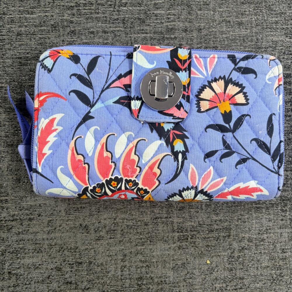 Vera Bradley RFID Turnlock Wallet Retired Mural Garden